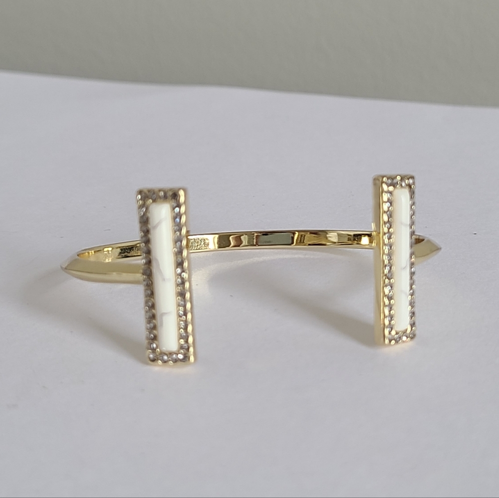 House of Harlow 1960 Gold Tone Boho Luxury Howlite Gemstone Open Cuff Bracelet